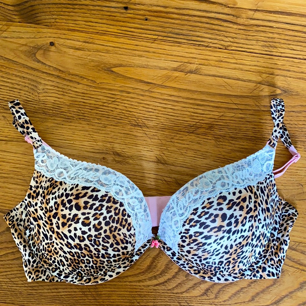 Leopard print push-up bra